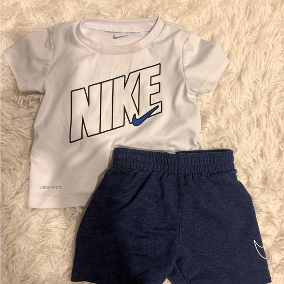 Toddler Athletic Set (7 Outfits) Nike, Jordan, New Balance 12M-24M - Picture 6 of 7